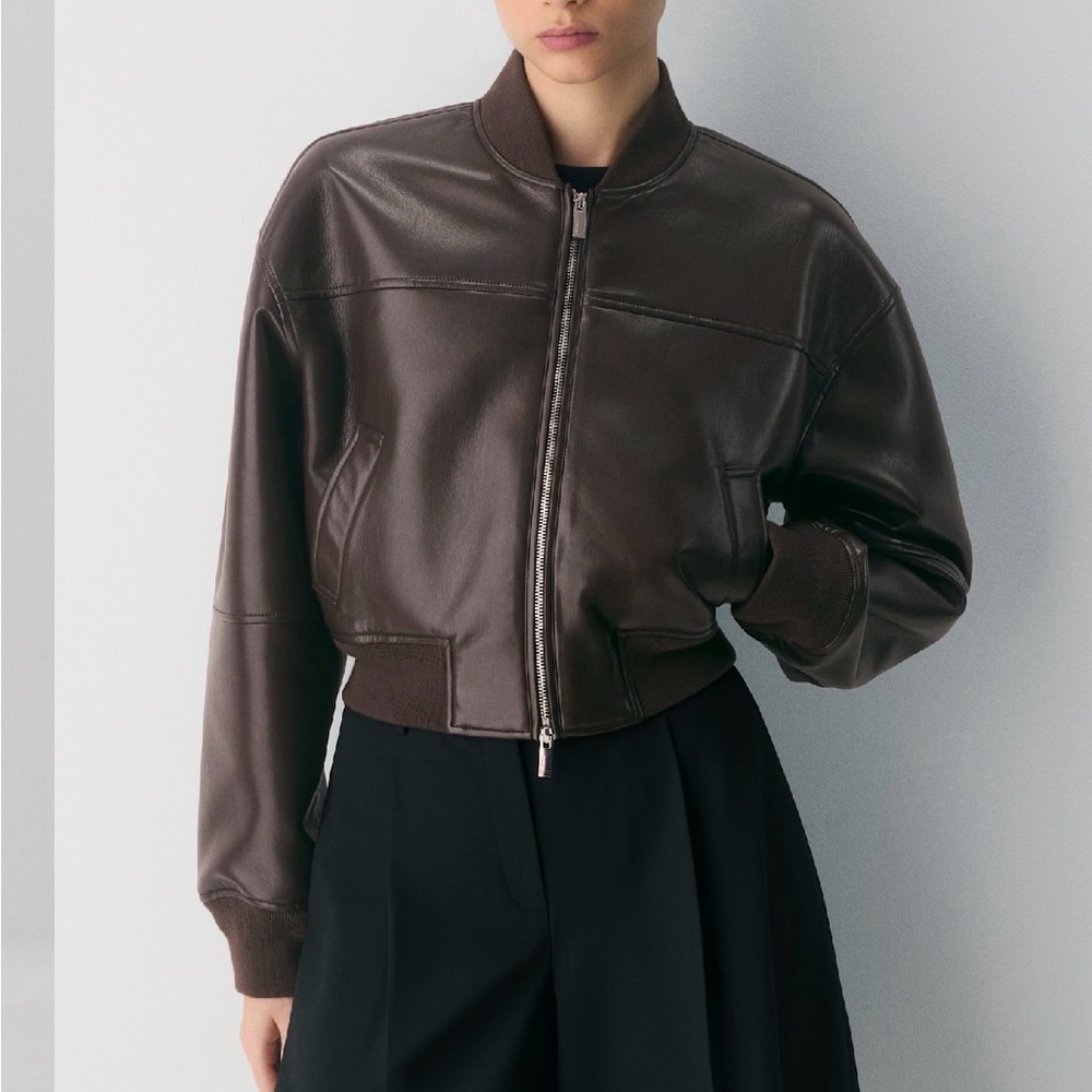 Aritzia Synergy Bomber - UnReal Leather